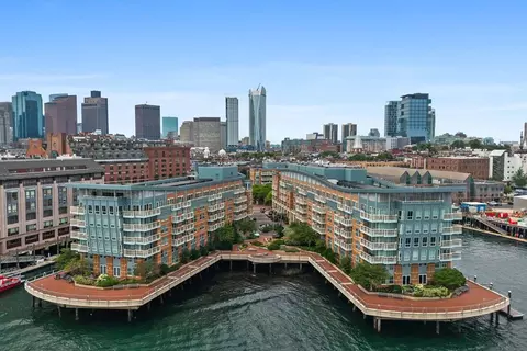 3 Battery Wharf #3501, Boston, MA 02109