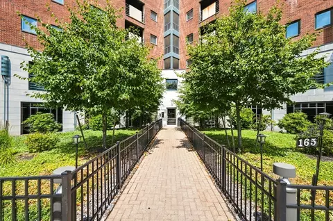 165 Cottage #701, Chelsea, MA 02150