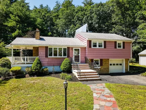 12 Wilton Dr, Wilmington, MA 01887