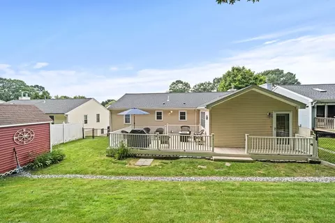 Exterior - 21 Corinth, Worcester, MA 01606 photo 8 of 10