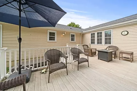 Exterior - 21 Corinth, Worcester, MA 01606 photo 5 of 10