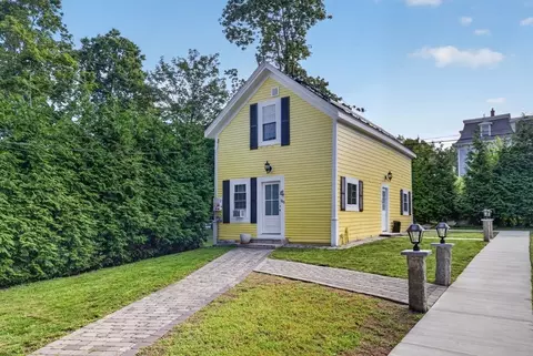 Exterior - 153 Belmont St, Fall River, MA 02720 photo 3 of 8