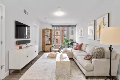 771 Harrison Ave #208, Boston, MA 02118