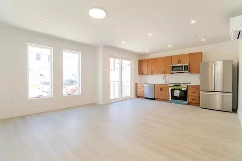 150 Williams #14, Chelsea, MA 02150