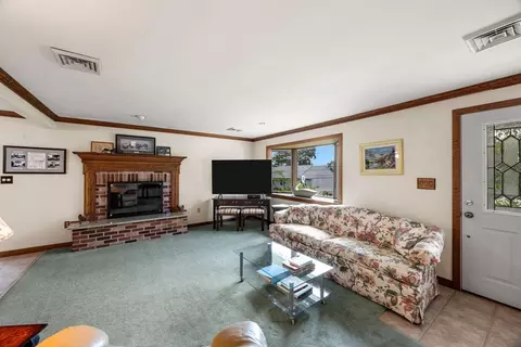 2 Franconia Ave, Wareham, MA 02571 photo 12