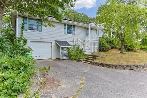 2 Franconia Ave, Wareham, MA 02571 photo 2