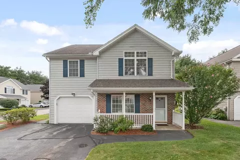 52 Birdie Ln #52, Tewksbury, MA 01876