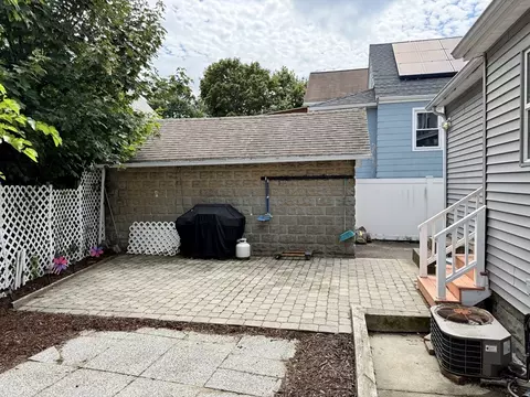 17 Chisholm St, Everett, MA 02149 photo 14