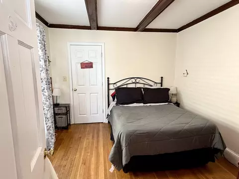 17 Chisholm St, Everett, MA 02149 photo 5