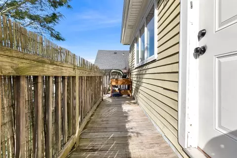 Exterior - 20 Shepherd St, Gloucester, MA 01930 photo 3 of 9