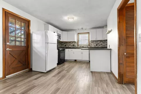 Kitchen - 20 Shepherd St, Gloucester, MA 01930 photo 1 of 7