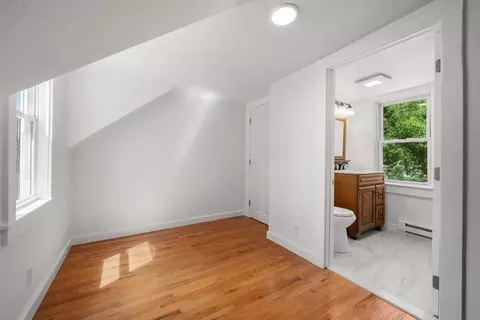 Bedroom - 29 Sandwich Rd, Wareham, MA 02571 photo 1 of 6