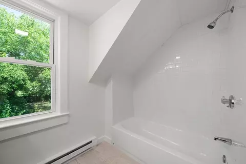 Bath - 29 Sandwich Rd, Wareham, MA 02571 photo 2 of 3