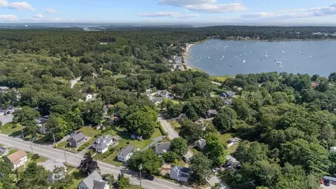 View/Area - 29 Sandwich Rd, Wareham, MA 02571 photo 4 of 4