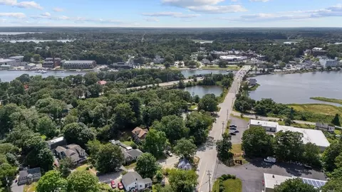 View/Area - 29 Sandwich Rd, Wareham, MA 02571 photo 2 of 4