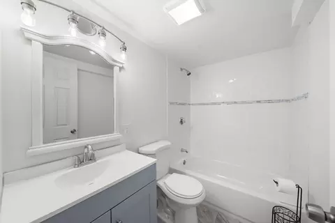 Bath - 29 Sandwich Rd, Wareham, MA 02571 photo 3 of 3