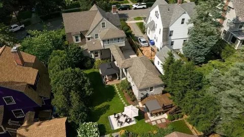 37 Pineywoods Ave, Springfield, MA 01108 photo 36