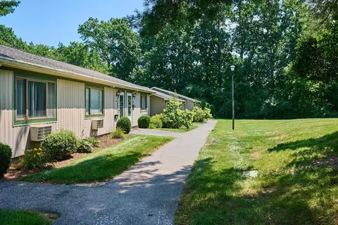 Exterior - 170 E Hadley Rd #85, Amherst, MA 01002 photo 4 of 8