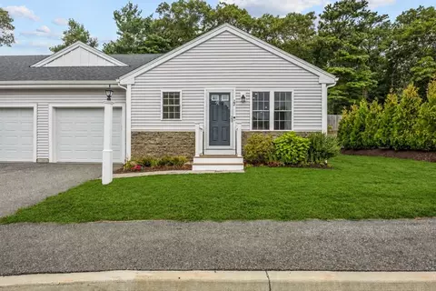 22 Ocean Walk Dr #22, Plymouth, MA 02360