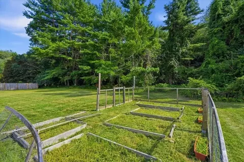 Exterior - 5 Richard Rd, Hingham, MA 02043 photo 4 of 4