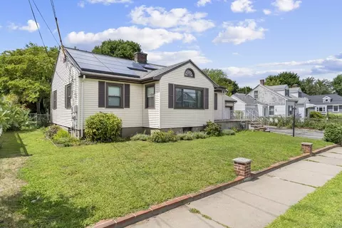 96 Loring Ave, Winchester, MA 01890