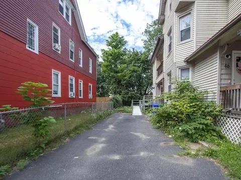 Exterior - 44-46 Dawes St, Springfield, MA 01109 photo 4 of 8