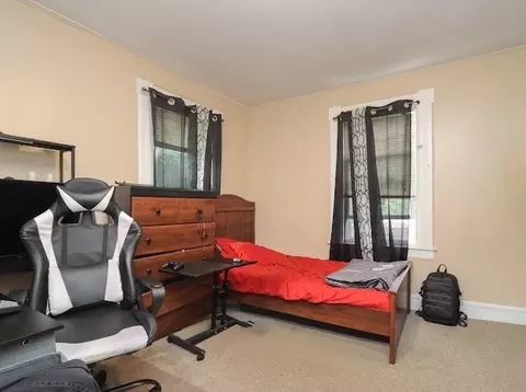 Bedroom - 44-46 Dawes St, Springfield, MA 01109 photo 1 of 9