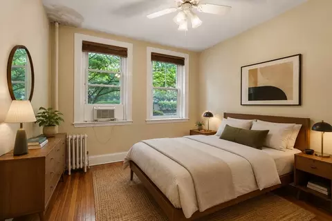 55 Thatcher St #1, Brookline, MA 02446 photo 2