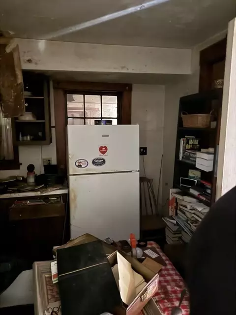 Kitchen - 78 E Main St, Georgetown, MA 01833 photo 1 of 2