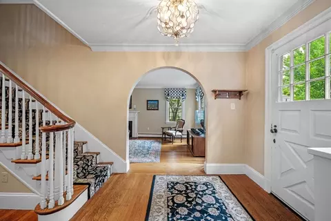 12 Robert Rd, Marblehead, MA 01945 photo 2