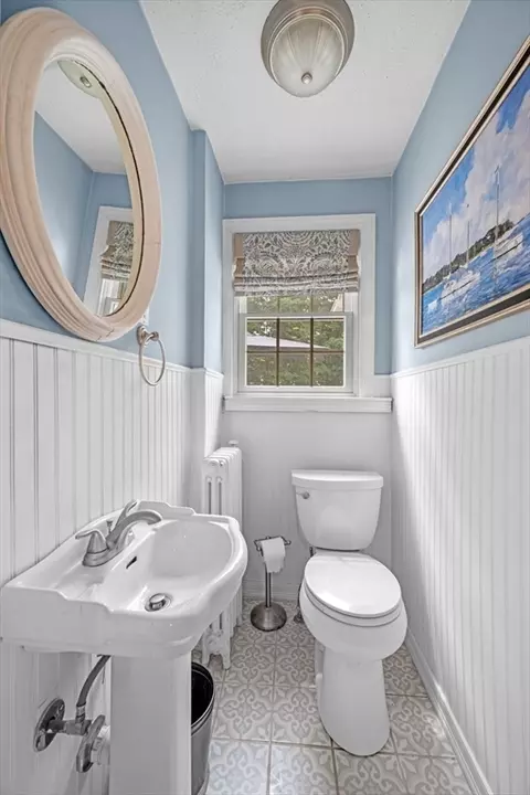 12 Robert Rd, Marblehead, MA 01945 photo 11