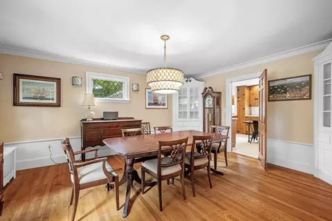 12 Robert Rd, Marblehead, MA 01945 photo 5