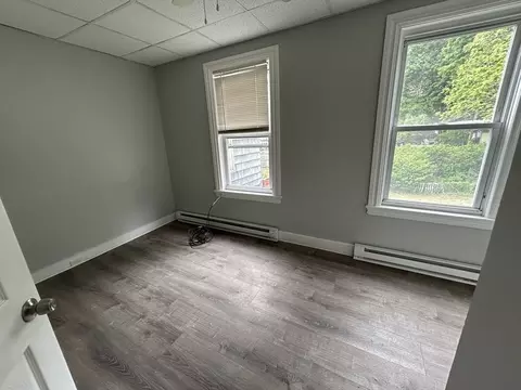 Bedroom - 89 Mill St, Worcester, MA 01603 photo 1 of 4