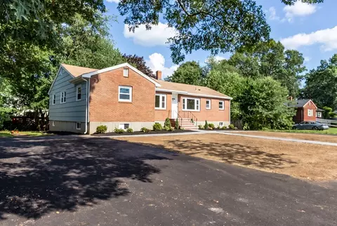 Exterior - 10 Michael Rd, Randolph, MA 02368 photo 2 of 2
