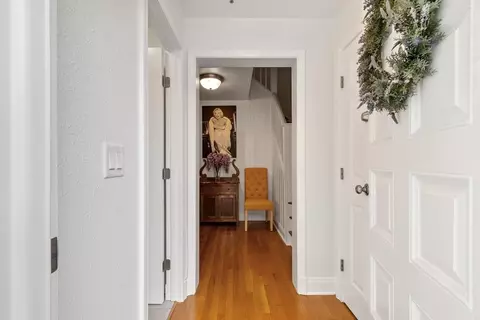 Entry Way - 18 Bates #A, Devens, MA 01434 photo 3 of 4