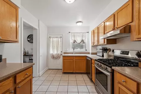 Kitchen - 18 Bates #A, Devens, MA 01434 photo 3 of 4
