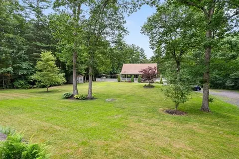 115 River Rd, Rutland, MA 01543