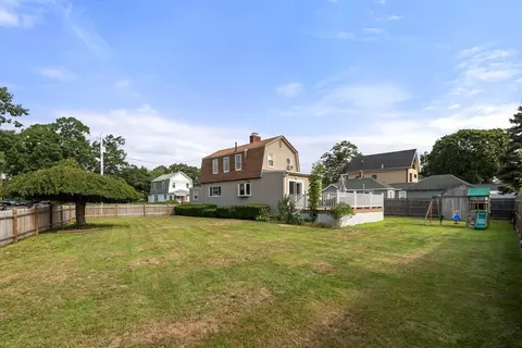 26 Oakwood Rd, Quincy, MA 02169