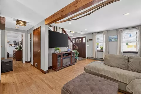 Entry Way - 55 Irving St, Fall River, MA 02723 photo 2 of 3