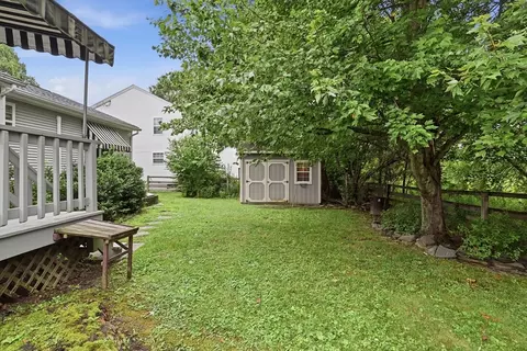 Exterior - 14 Florence Rd, Easthampton, MA 01027 photo 7 of 10