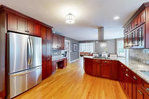 Kitchen - 79 Summer St, Walpole, MA 02071 photo 4 of 4