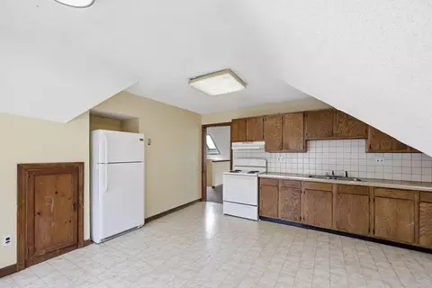 Kitchen - 19-21 Rutledge Ave, Springfield, MA 01105 photo 2 of 5