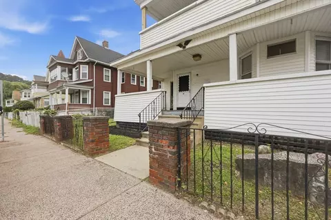 Exterior - 19-21 Rutledge Ave, Springfield, MA 01105 photo 9 of 11