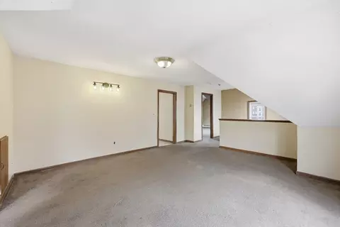 Living - 19-21 Rutledge Ave, Springfield, MA 01105 photo 1 of 6