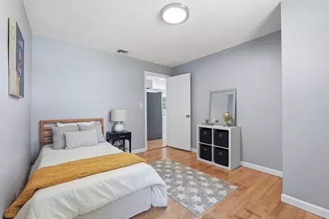 Bedroom - 158 Devens St, Springfield, MA 01151 photo 2 of 4