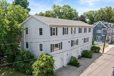 16-18 20 Plainfield St, Jamaica Plain, MA 02130