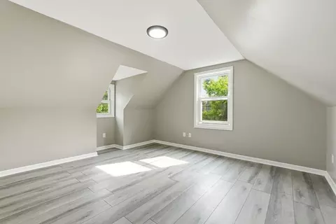 Bedroom - 15 Pear St, Springfield, MA 01109 photo 5 of 6