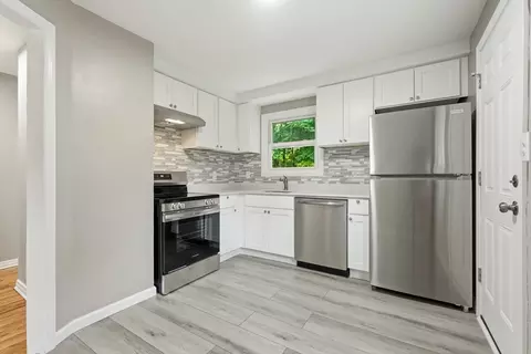 Kitchen - 15 Pear St, Springfield, MA 01109 photo 1 of 3