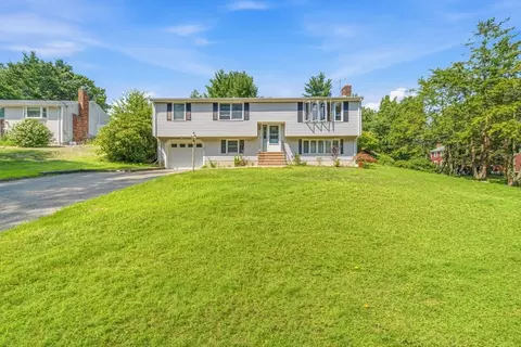 410 Plain St, Braintree, MA 02184