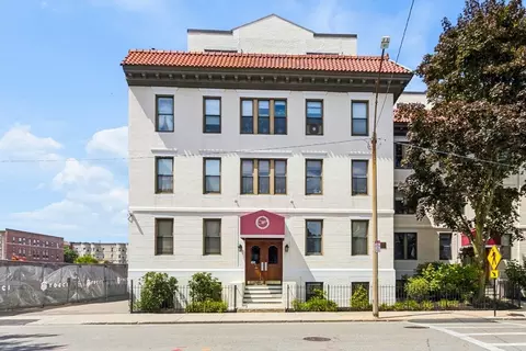 33 Brainerd Rd #109, Allston, MA 02134